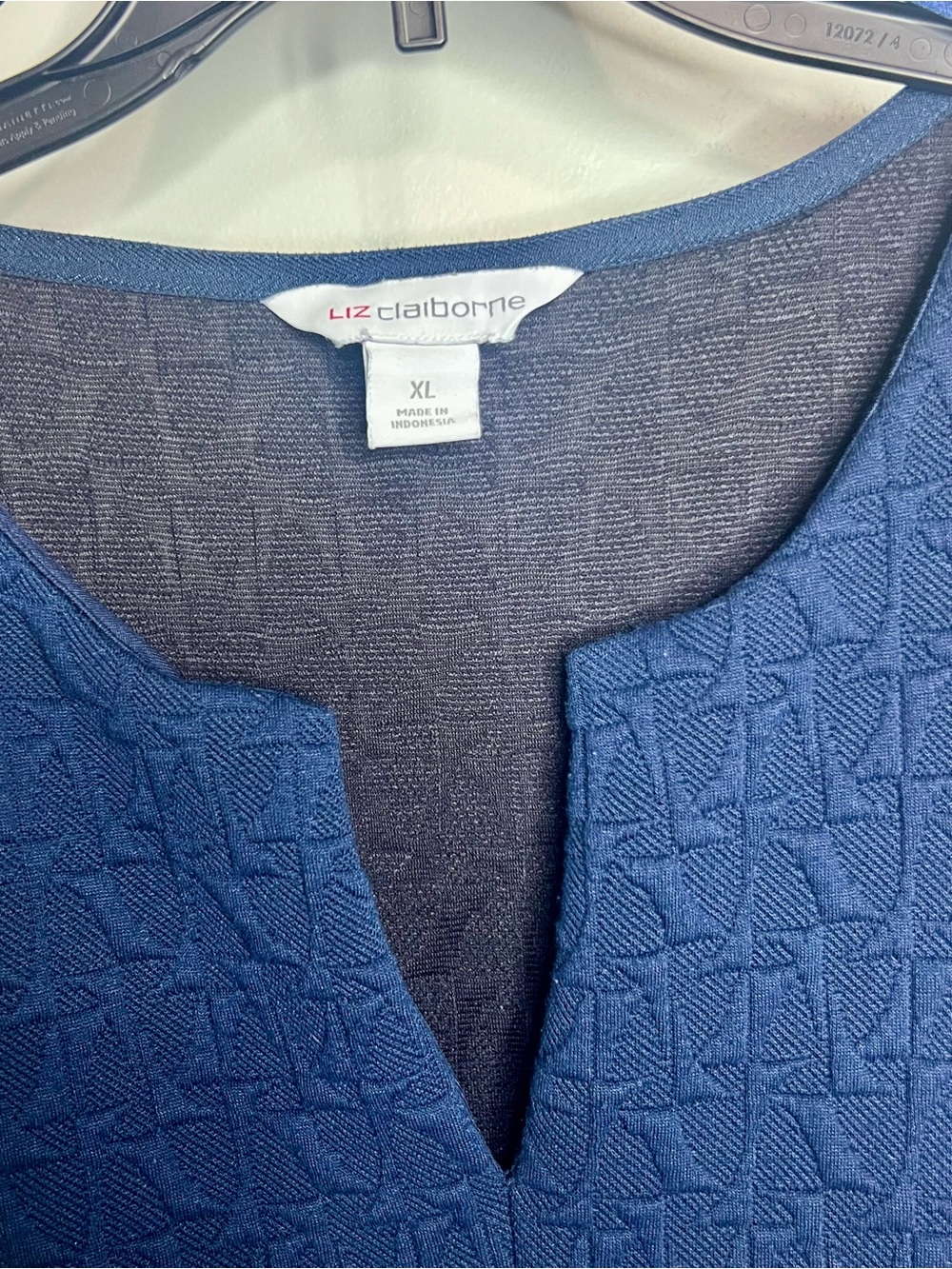 Liz Claiborne Navy Textured Cap-Sleeve Sheath Dress - Picture 4 of 5